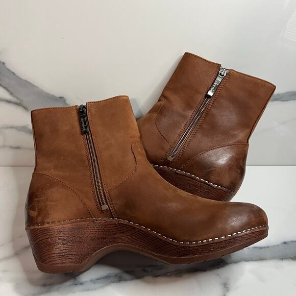 Dansko NWOB Women's Brown Leather Meghan Boots Sz 41 Sz 10.5 Festival Boho Clogs - Picture 5 of 7